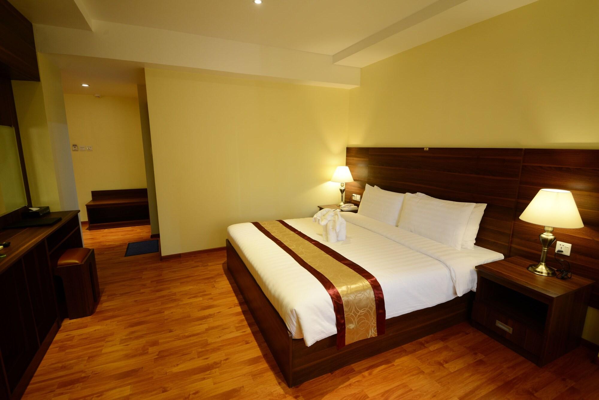 Silver Green Hotel Rangun Kültér fotó