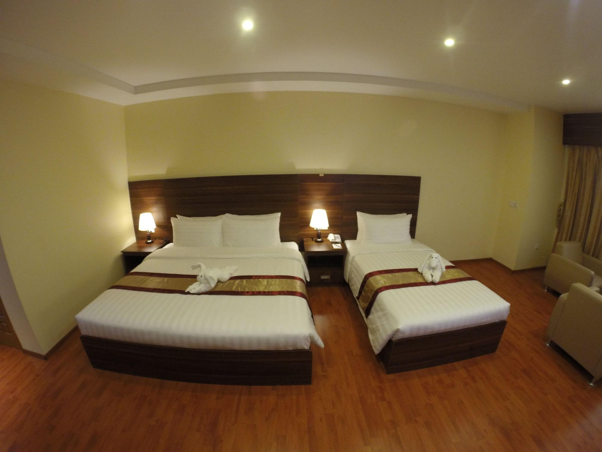 Silver Green Hotel Rangun Kültér fotó