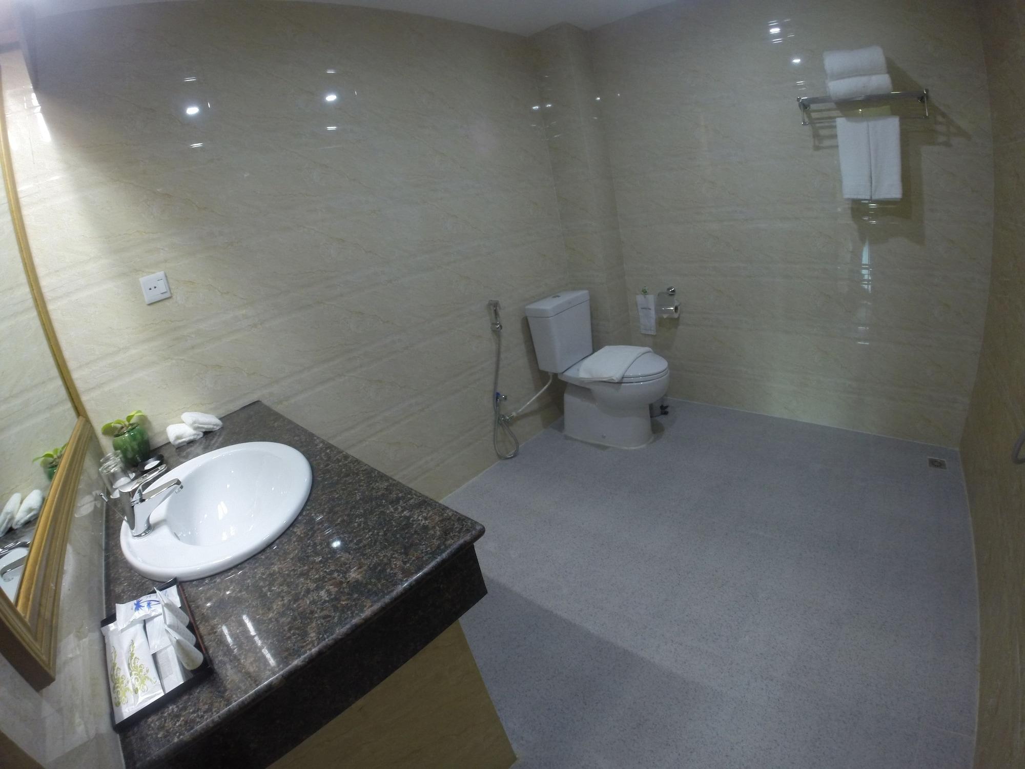 Silver Green Hotel Rangun Kültér fotó