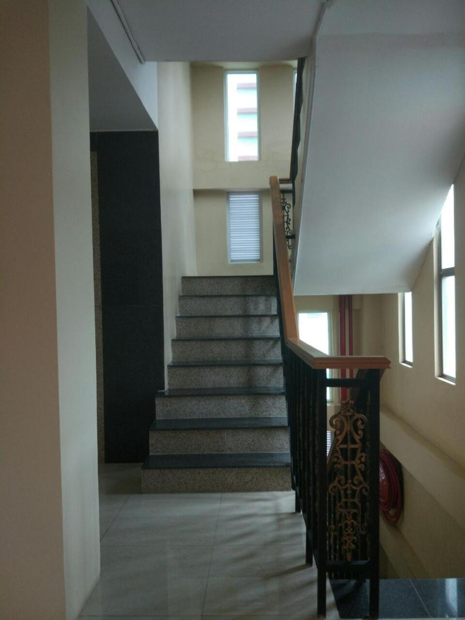 Silver Green Hotel Rangun Kültér fotó
