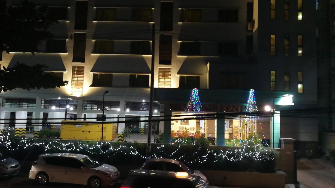 Silver Green Hotel Rangun Kültér fotó